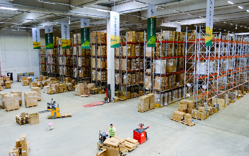 仓库11 (3).jpg 仓库11 (3).jpg